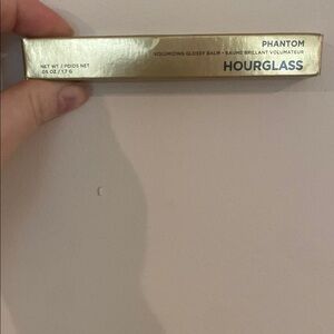 Hourglass Phantom Glossy Balm in Gold